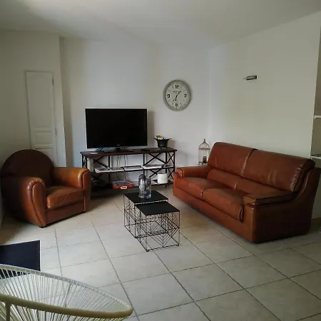 فندق مبيت وإفطار Bastide De Luzert *