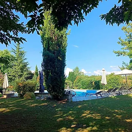 Bastide De Luzert